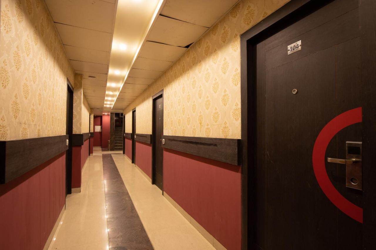 Hotel Minerva Residency - Near Grant Road Railway Station ムンバイ エクステリア 写真