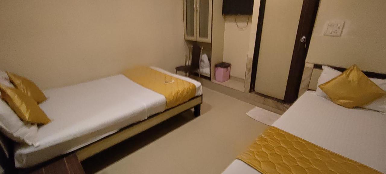 Hotel Minerva Residency - Near Grant Road Railway Station ムンバイ エクステリア 写真